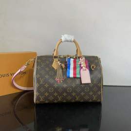 Picture of Louis Vuitton Handbags _SKUfw221244219fw